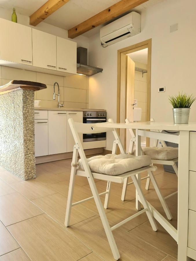 Apartments Sveti Ivan Mošćenička Draga Esterno foto